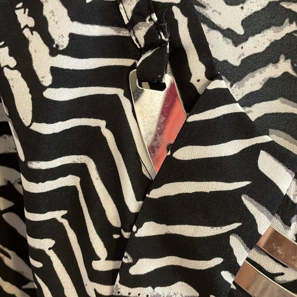 Blouse - Picture 3 of 5